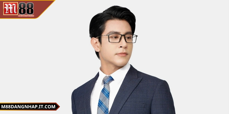 CEO M88 Trương Văn Định nổi tiếng trong giới giải trí CEO M88 là một nhà lãnh đạo tài ba